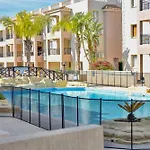 Royal Seacrest а203 Sea View דירה *