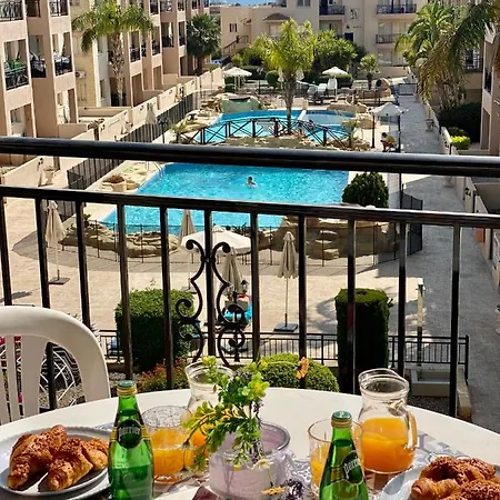 Royal Seacrest а203 Sea View Apartmán